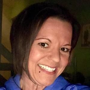 Meet your Posher, Dena